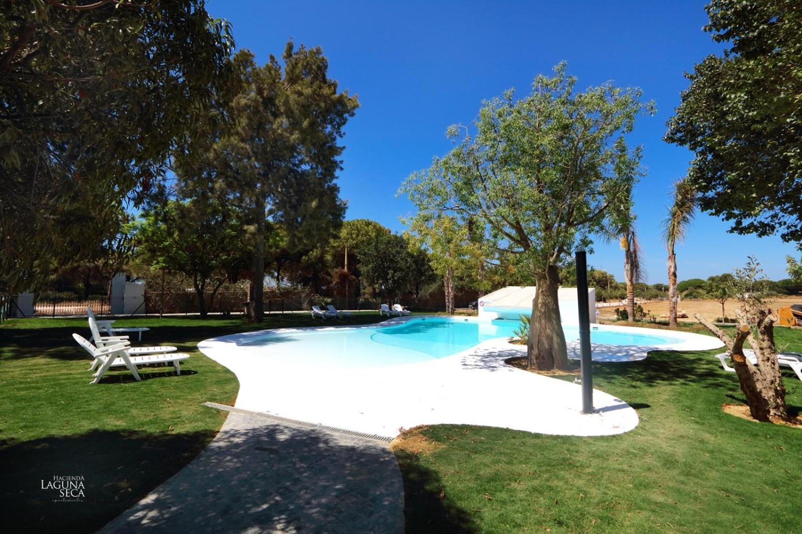 Hacienda Laguna Seca - Apart. Lavanda Chiclana de la Frontera Eksteriør billede